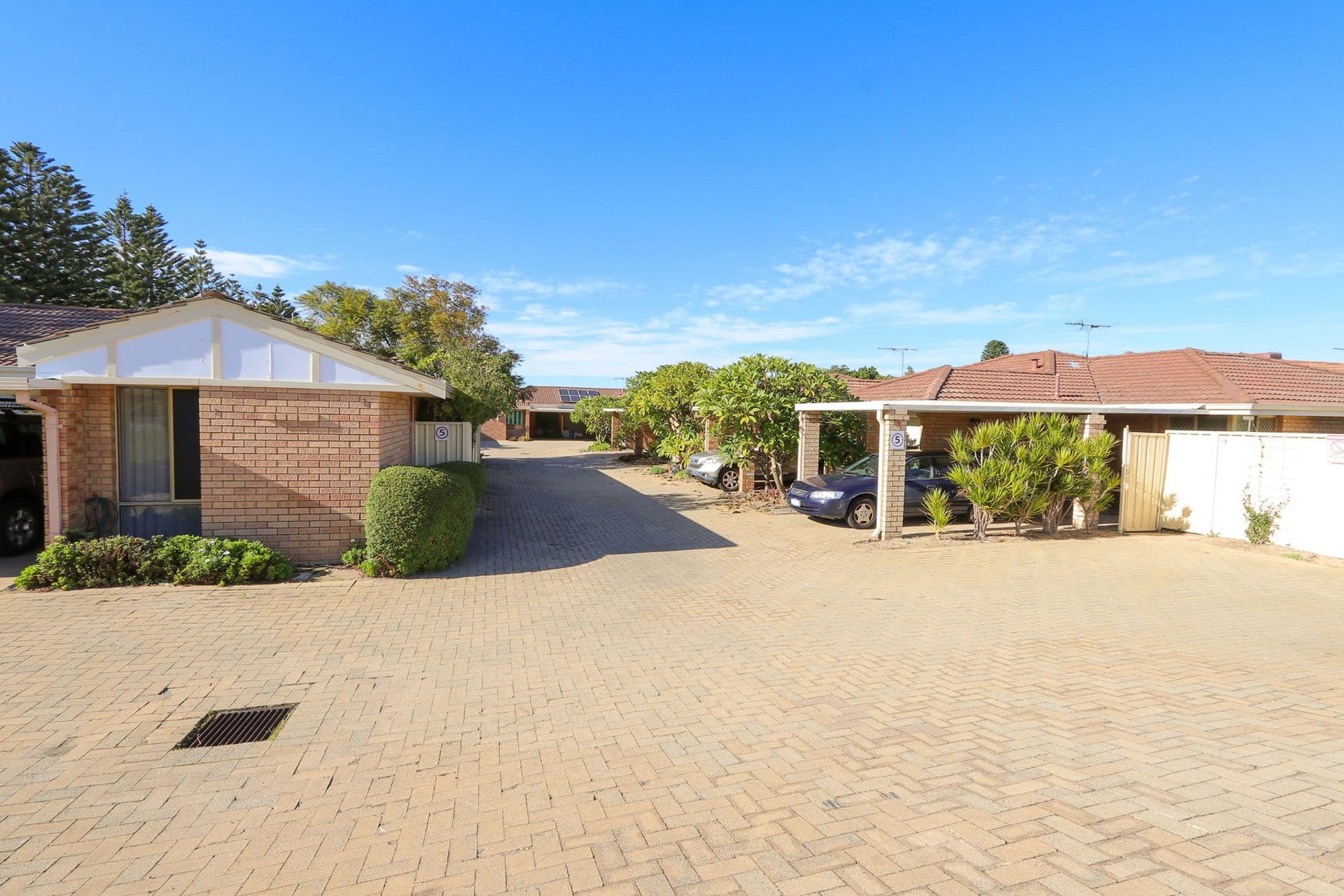 17/98 Simpson Avenue, Rockingham, WA, 6168, Rockingham - Image 1