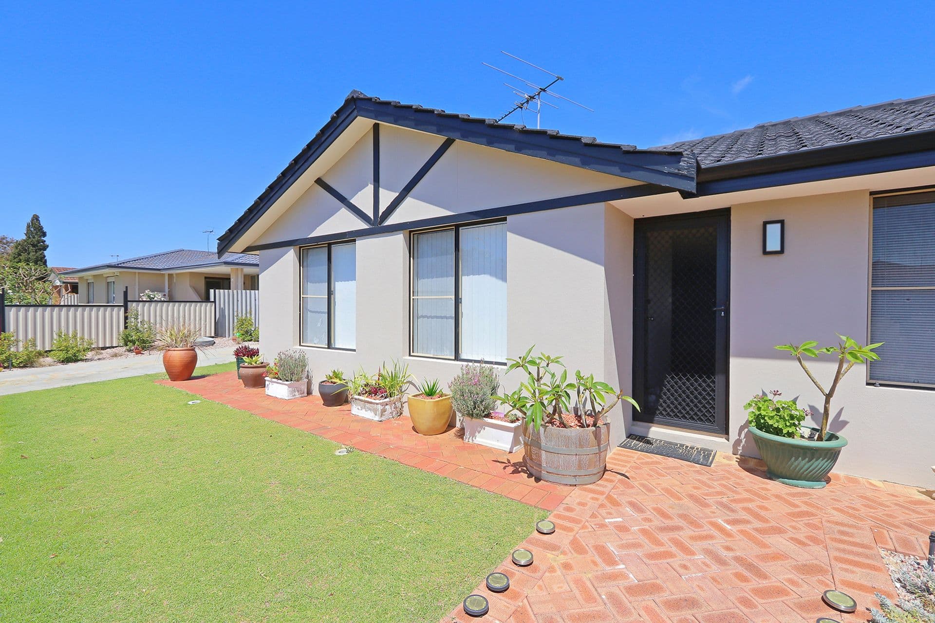 20/61 Rockingham Beach Road, Rockingham, WA, 6168, Waikiki - Image 1