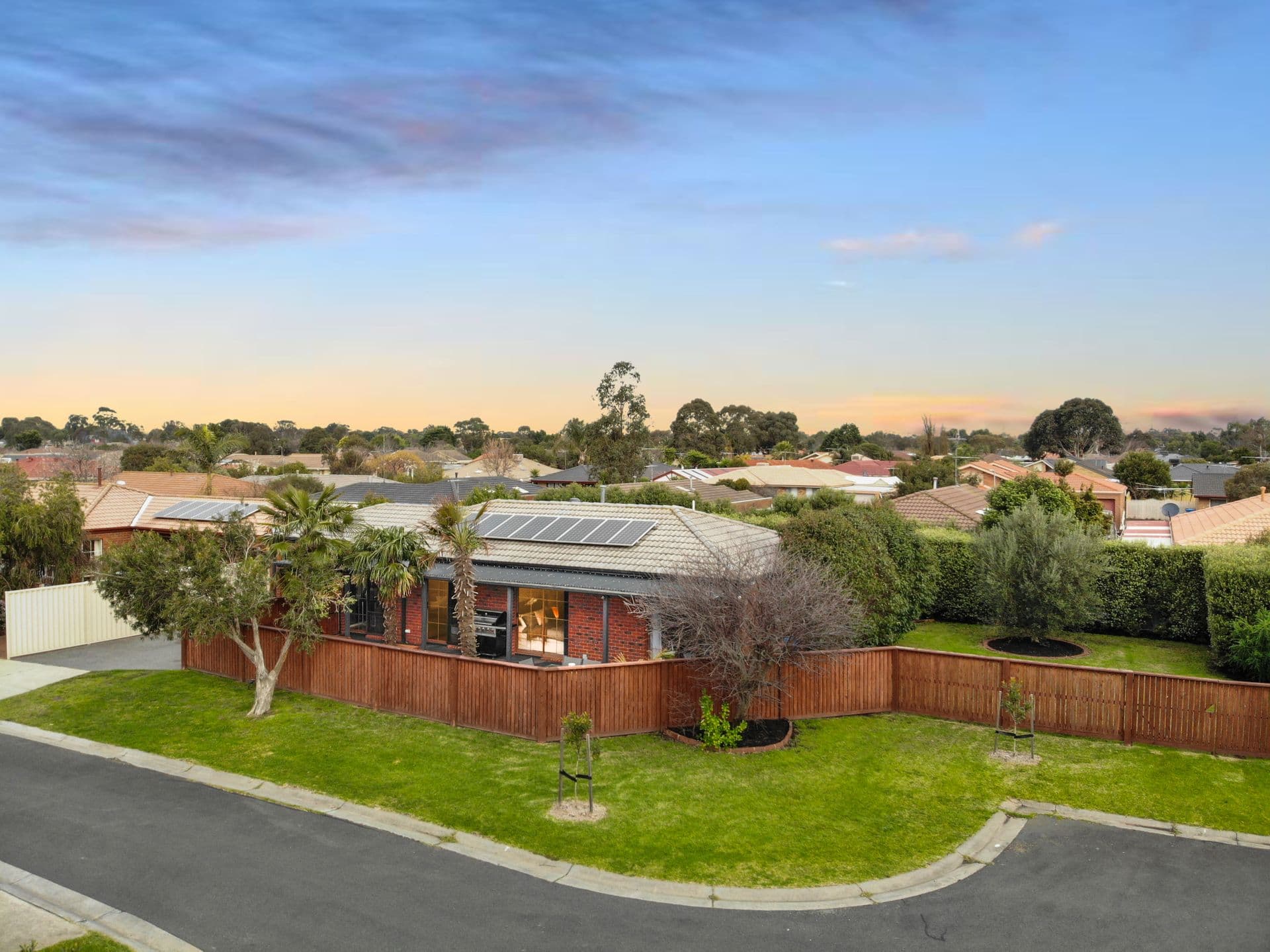 6 Orlit Close, Cranbourne North, VIC, 3977, Cranbourne North - Image 1