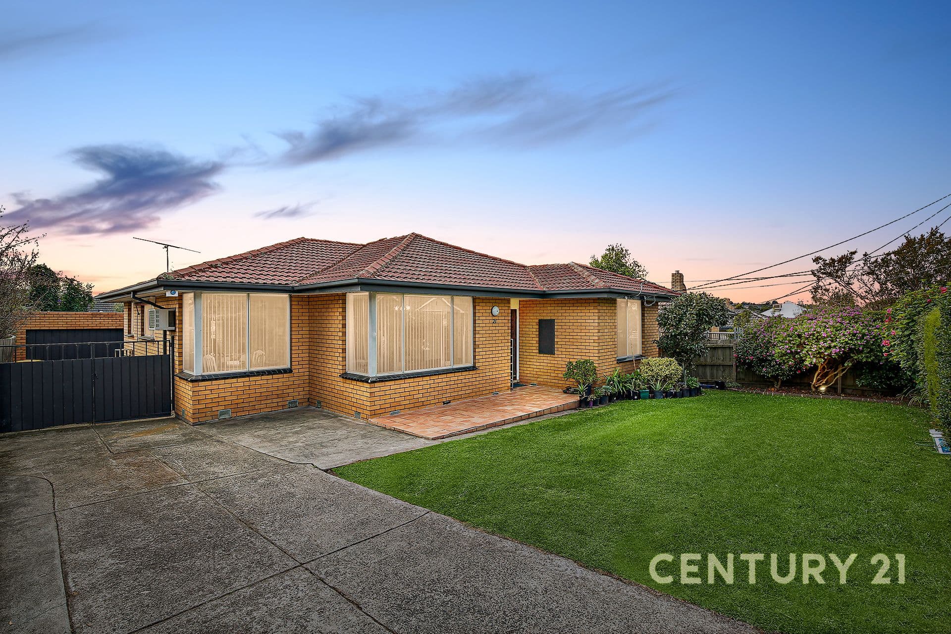 21 Grandview Ave, Dandenong, VIC, 3175, Dandenong - Image 1