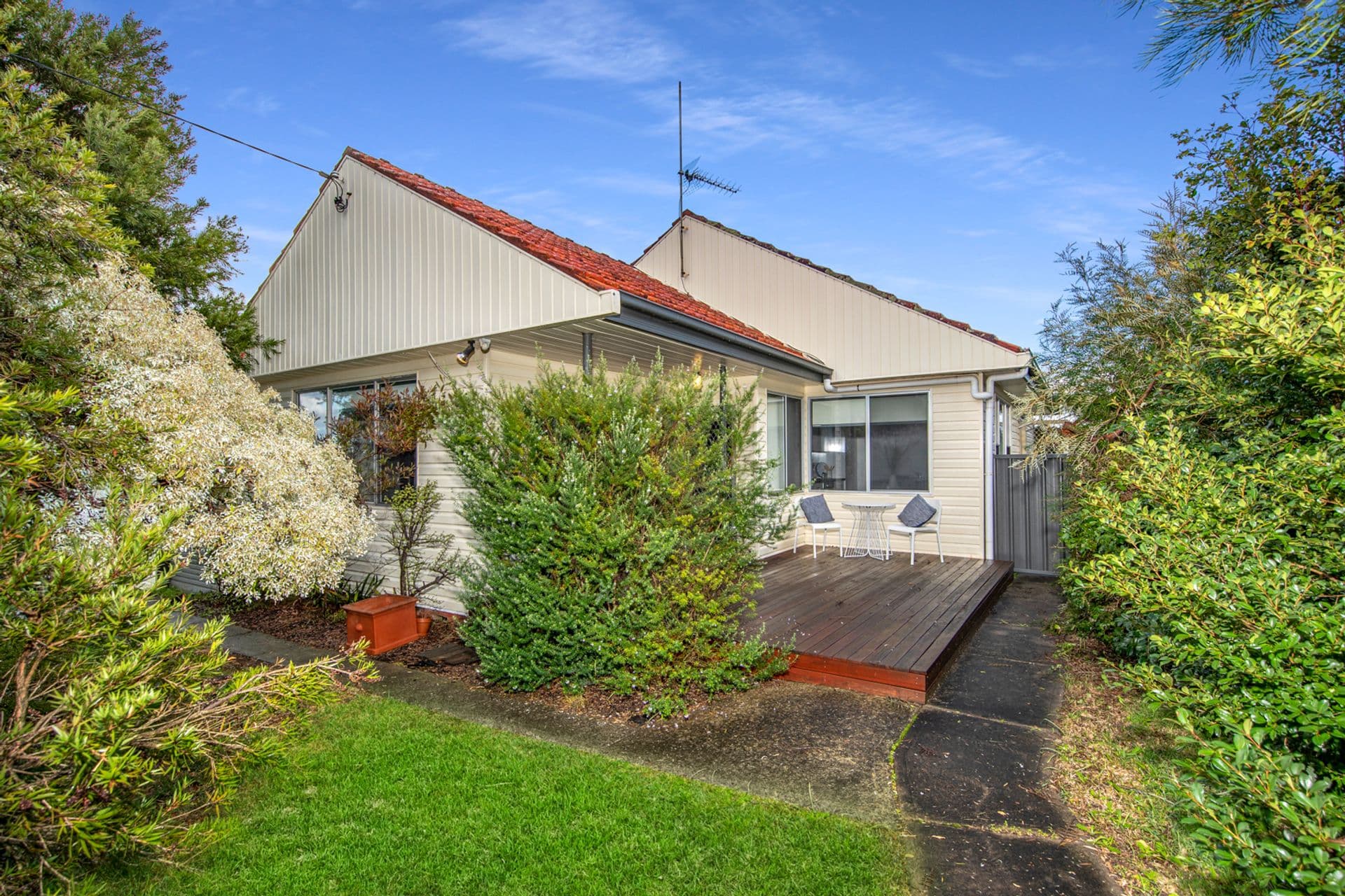 8 Hutton Street, Charlestown, NSW, 2290, Charlestown - Image 1