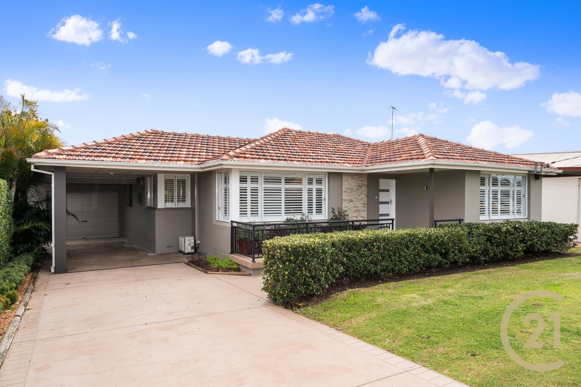 33 Edgecombe Avenue, Moorebank, NSW, 2170, Moorebank - Image 1