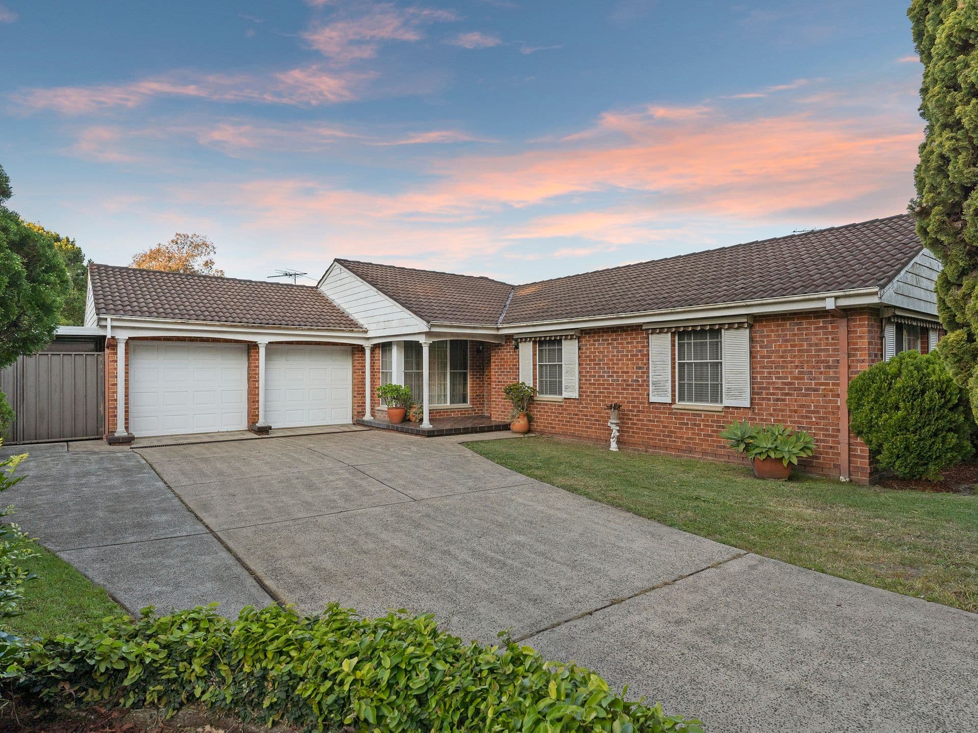 8 Blaxland Drive, Illawong, NSW, 2234, Illawong - Image 1