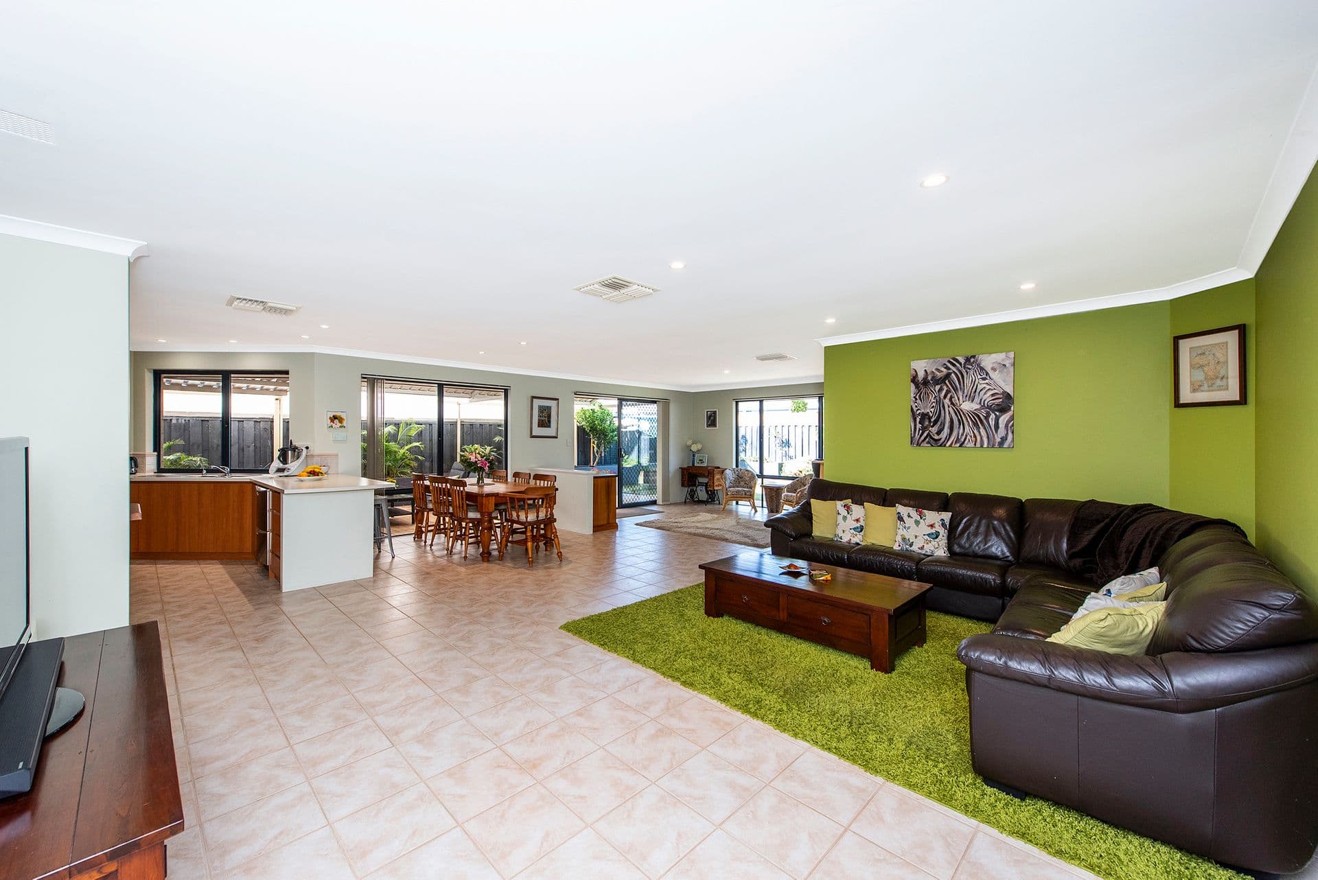 5 Aldenham Heights, Halls Head, WA, 6210, Halls Head - Image 1