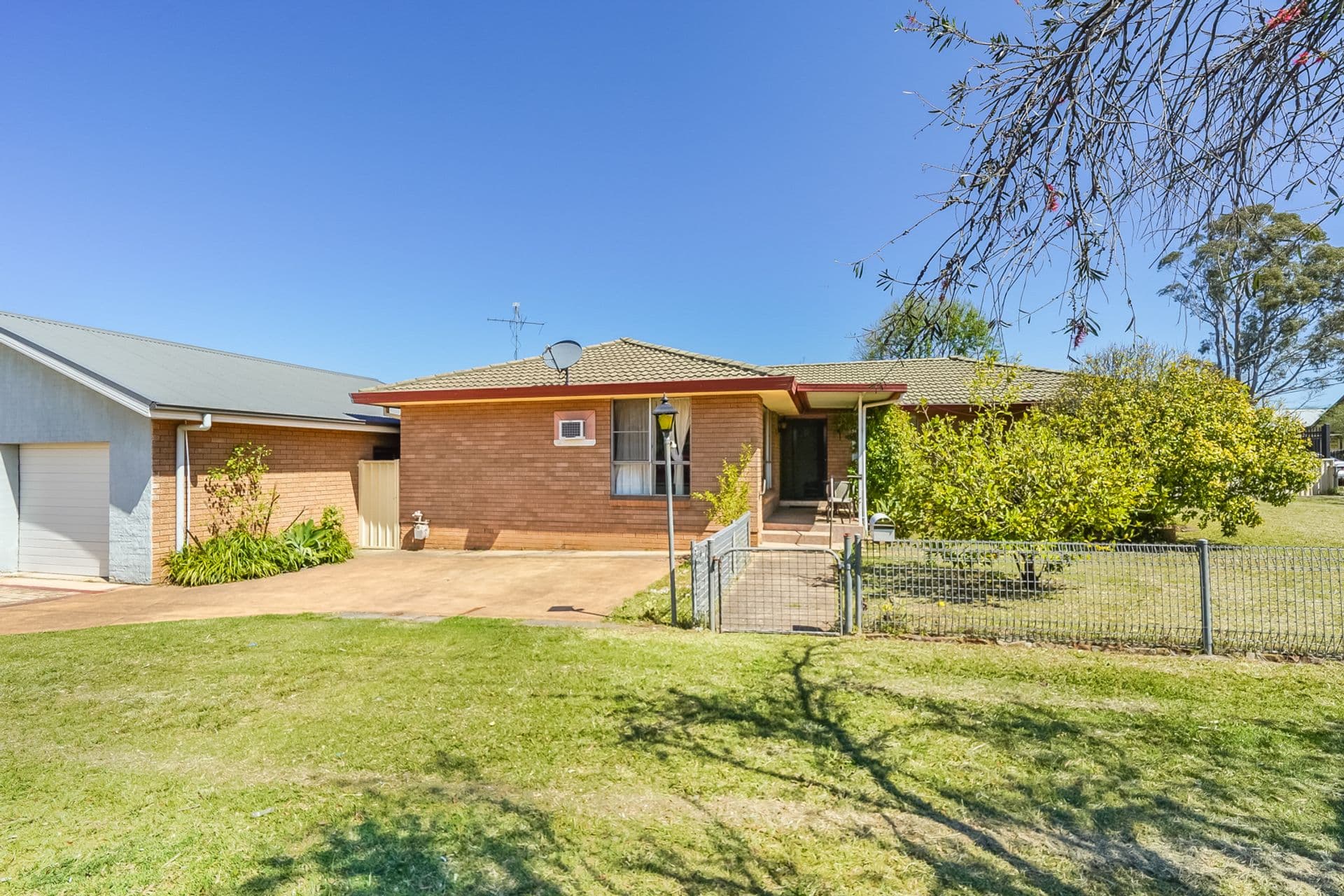 74 Westbourne Avenue, Thirlmere, NSW, 2572, Thirlmere - Image 1
