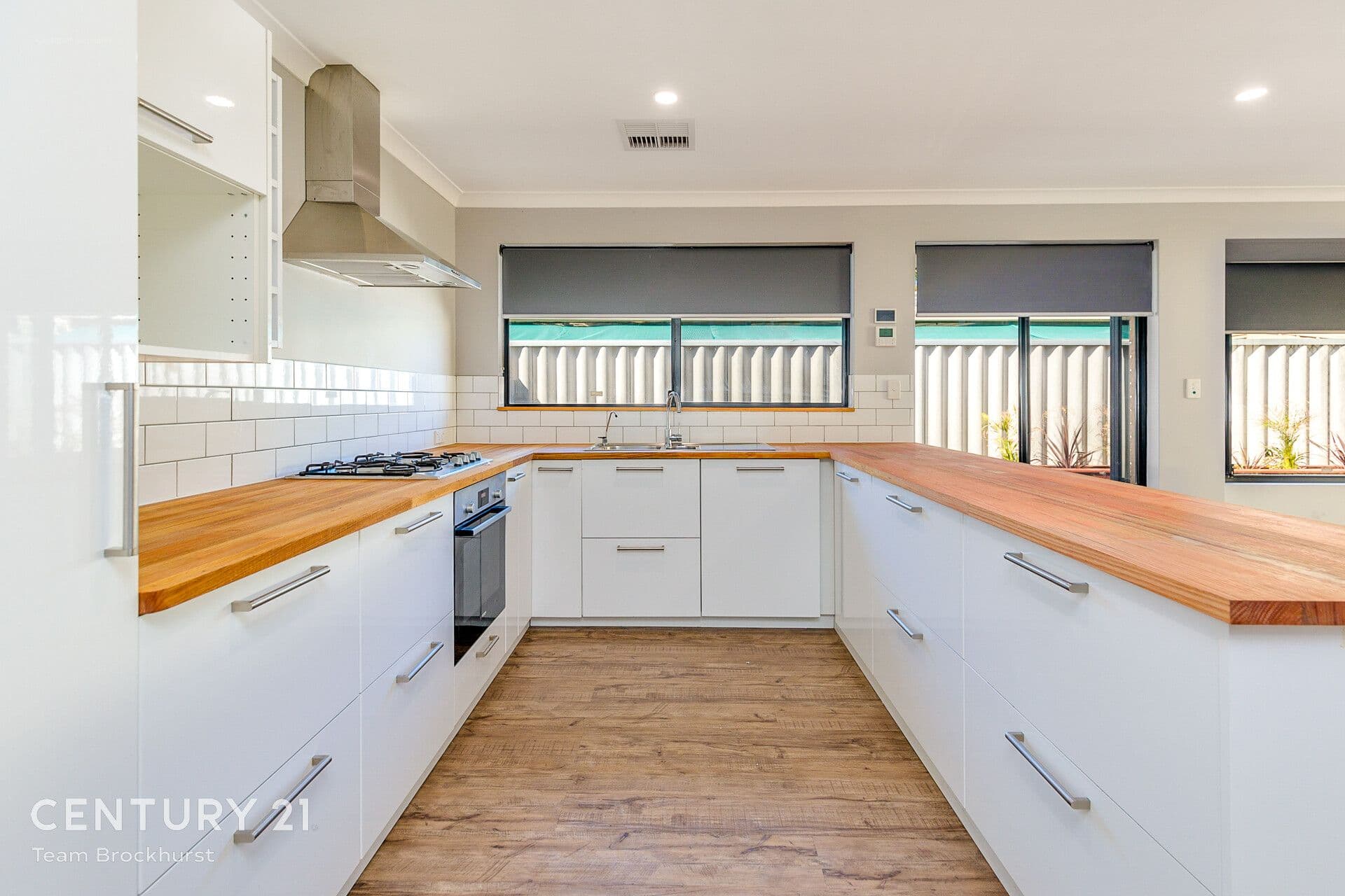 7/10 Warton Rd, Huntingdale, WA, 6110, Queens Park - Image 1