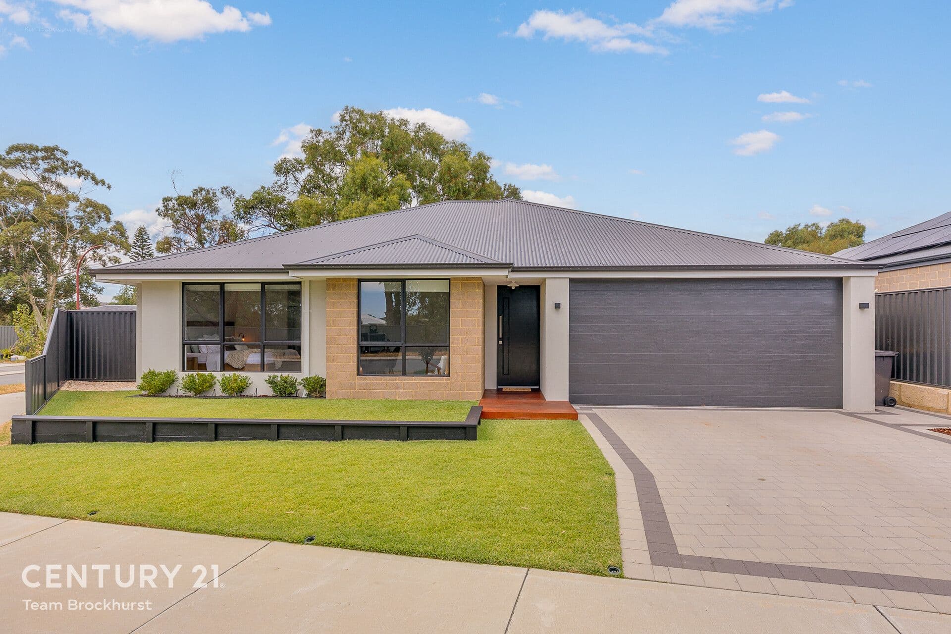 7/10 Warton Rd, Huntingdale, WA, 6110, Southern River - Image 1