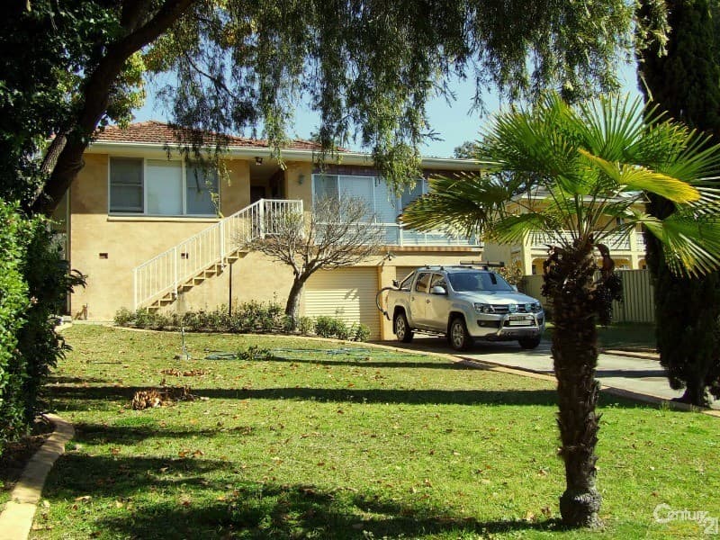 4/12 Clark Street, Biggera Waters, QLD, 4216, Biggera Waters - Image 1